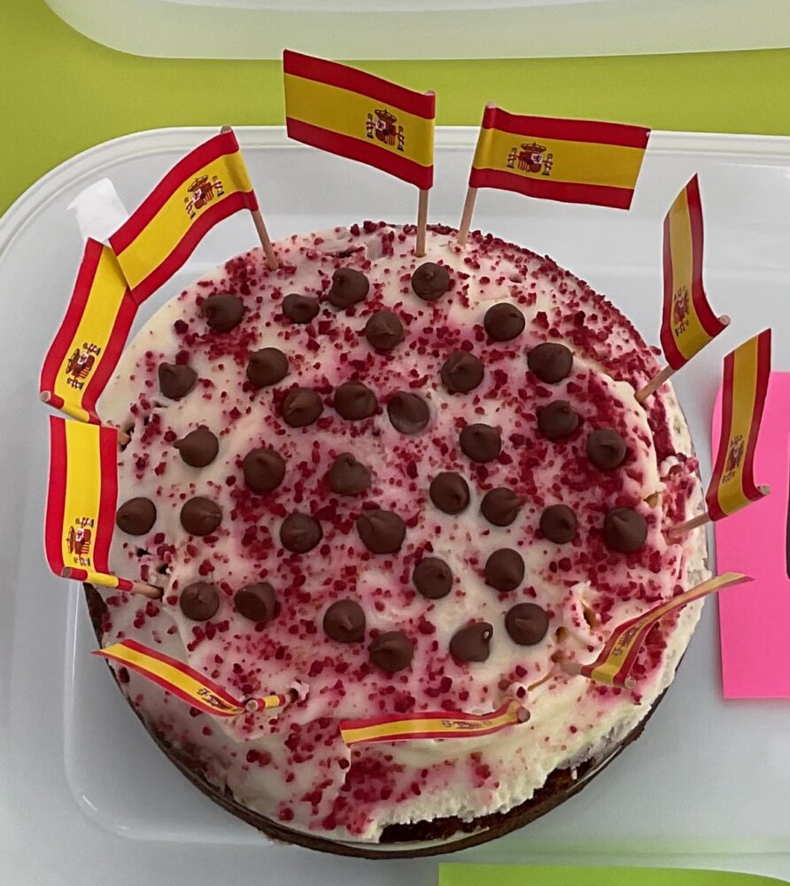 Viva España Cake